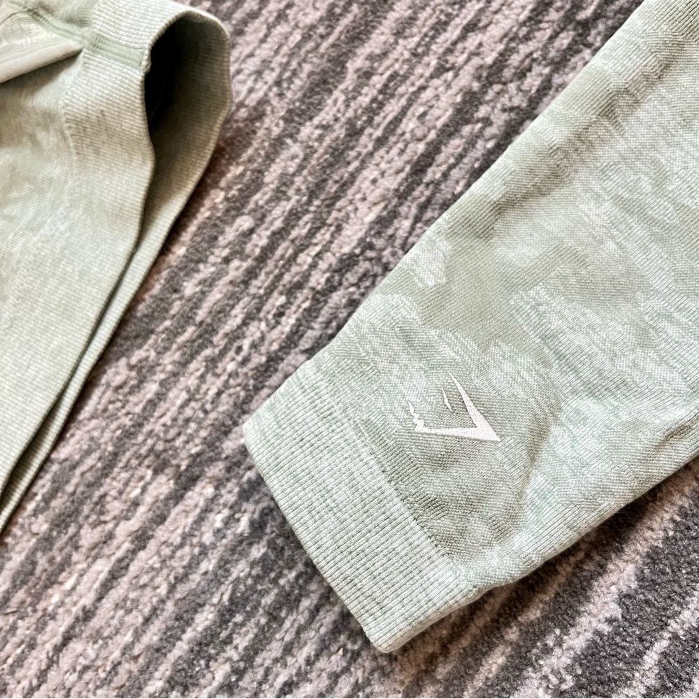 Gymshark Camo Seamless Set, Sage Green, Size S - image 7